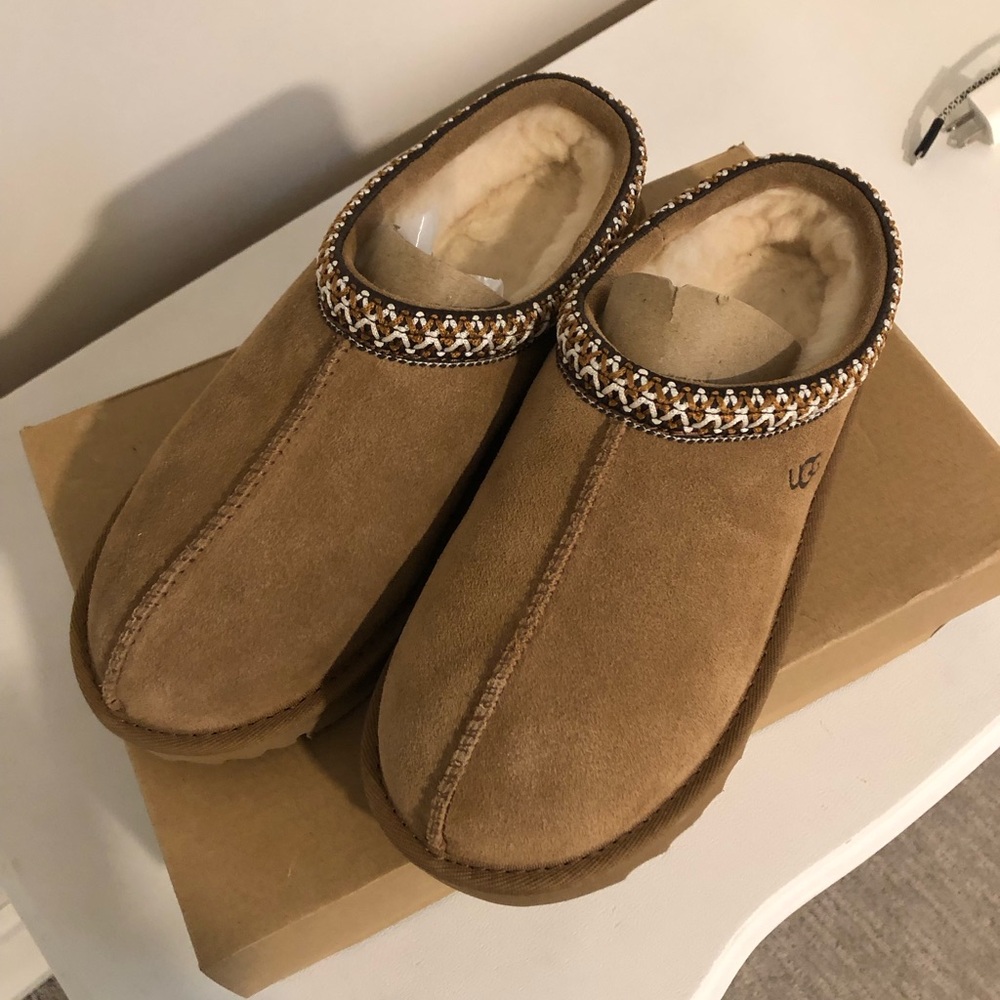 Ugg Tasman